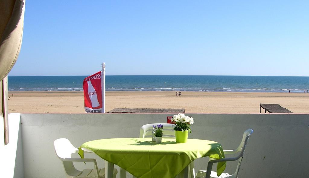 Apartamentos Calypso Punta Umbría Oda fotoğraf